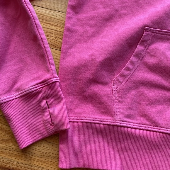 Athletic Works Girls‎ Lightweight Sweatshirt Hot Pink Thumbholes Kangaroo Pocket - Picture 2 of 6